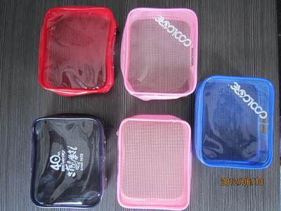 PVC膠袋 供應禮品袋 化妝品袋 拉鏈袋(圖)-深圳市飛達塑膠制品提供PVC膠袋 供應禮品袋 化妝品袋 拉鏈袋(圖)的相關介紹、產品、服務、圖片、價格深圳市飛達塑膠制品、pvc包、塑料禮品袋、pvc膠袋、pvc包裝袋、pvc拉鏈袋、pvc手提袋、pvc透明手提袋、pvc手提袋禮品袋、pvc塑料拉鏈袋、pvc袋拉鏈袋、pvc襪子包裝袋、彩色pvc包裝袋、pvc防水包裝袋、供應pvc膠袋、pvc膠袋生產、塑料禮品袋子、pvc塑料禮品袋、女pvc包、塑料pvc包、高品質PVC包